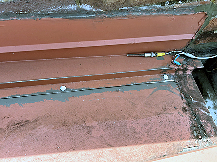 Roof Leak SME (972) 567-2377